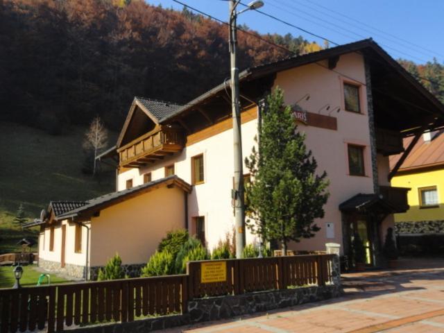 Penzion Eka Brezno Exteriör bild